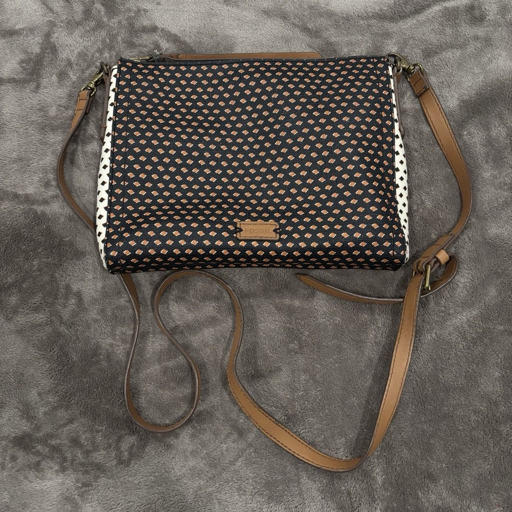 Fossil Emma Crossbody Bag‎ Brown White Tan Geometric Print Canvas Faux Leather
